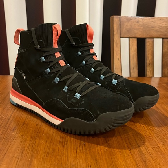 The North Face Back To Berkeley III Sport Waterproof Boots black Mens Size 13